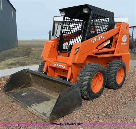 Daewoo 1760XL Skid Steers Equipment for Sale